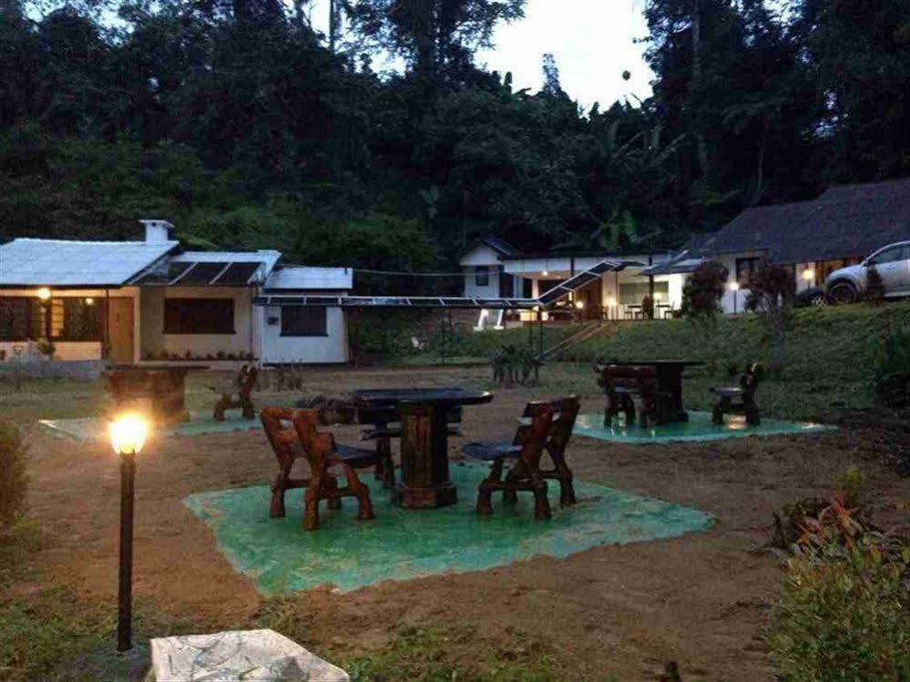 Dew Drop Inn 丹那拉打 外观 照片
